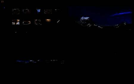 导入视频到轨道配图