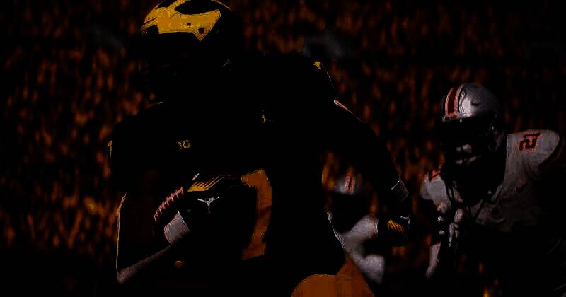 EA Sports大学橄榄球相关图片2