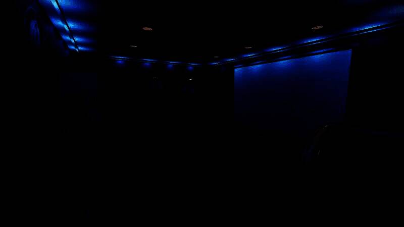 《inZOI》私人剧场房间使用教程步骤一