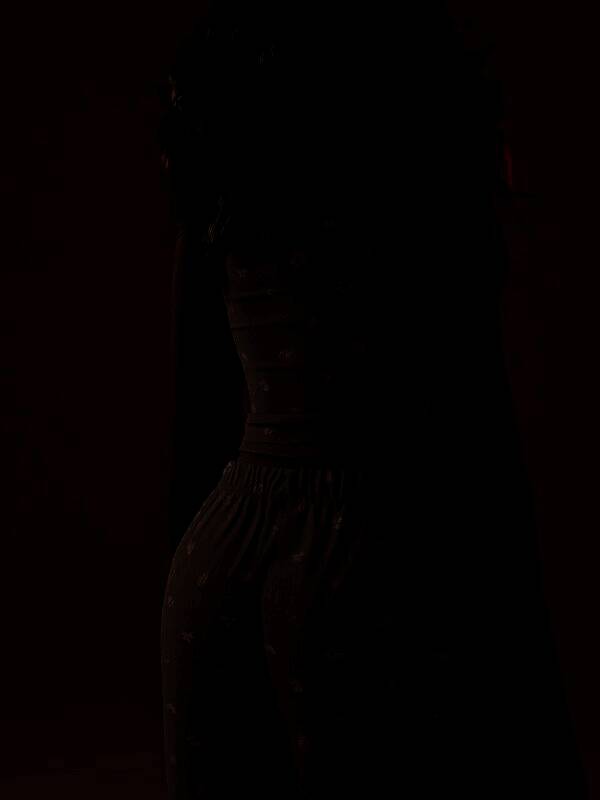 《inZOI》女士睡衣套装使用教程图2