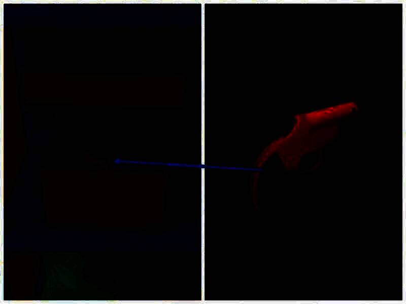 打开上层架子箱子获得信号枪