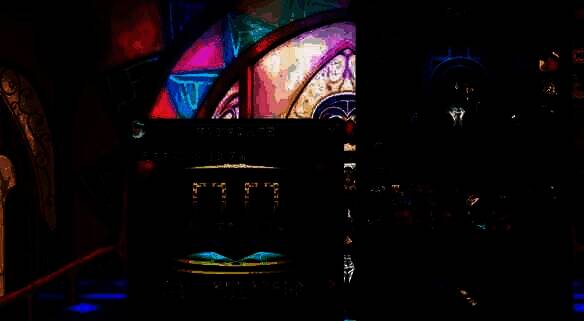 神圣的装备合成器放入装备画面