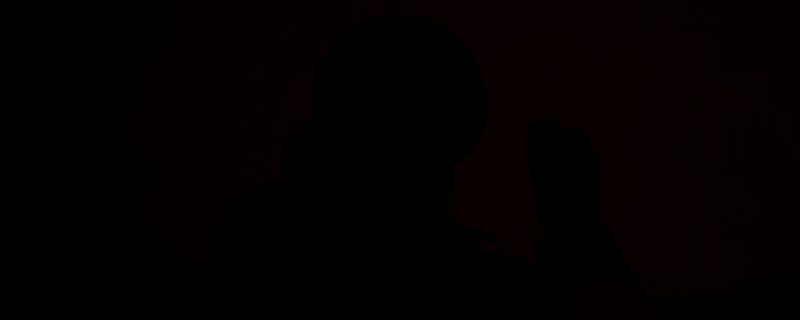 inZOI学院风长发美女形象图