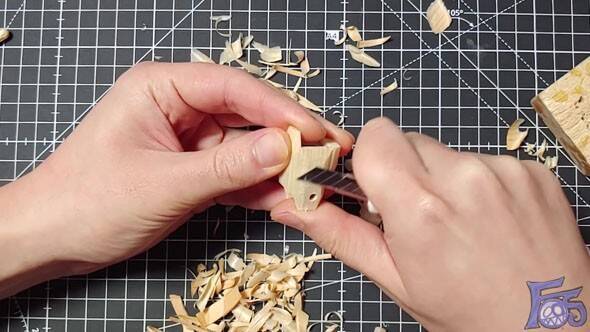 手工木质钢普拉展示图2