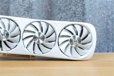 微星小飞机相关图片1