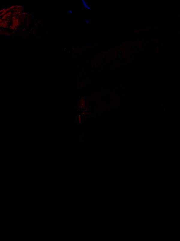 被调包的 Switch 实体游戏盒子相关图片