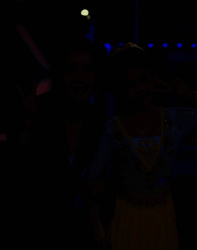 余霜在央视节目的画面4