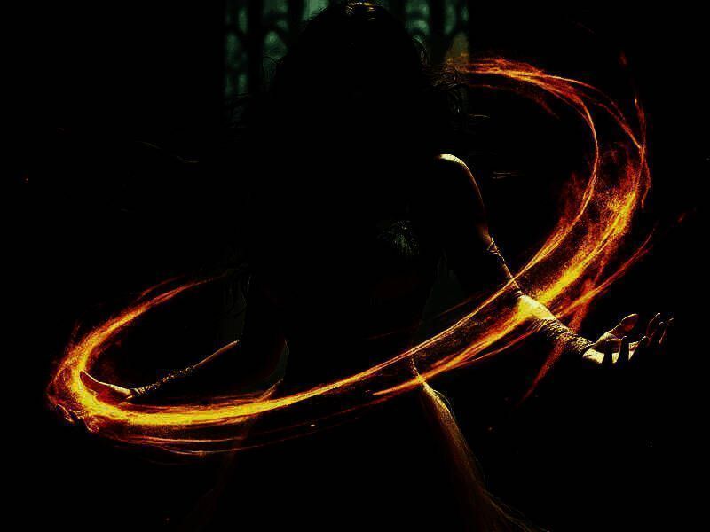 Grok 根据提示词生成的女巫图片2