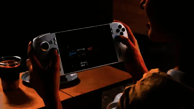 ROG Xbox Ally掌机展示图