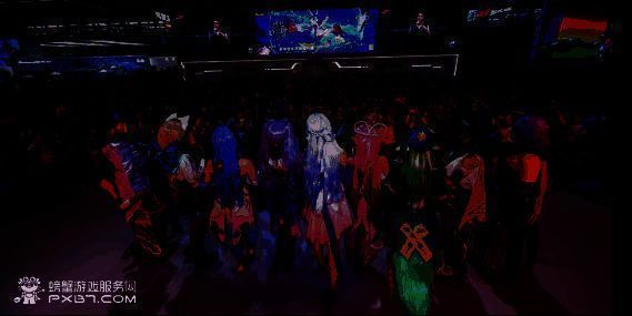 Coser与玩家互动