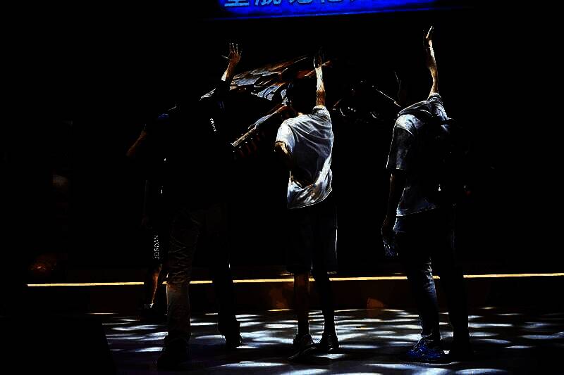 舞台下观众画面3