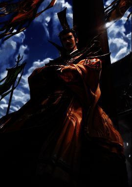 谋袁术身着华服,手持玉扇,身旁门客簇拥,背景为豪华府邸