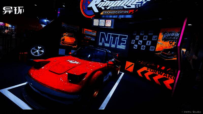 痛车工房与潮玩店实景展示,细节精致,还原度极高