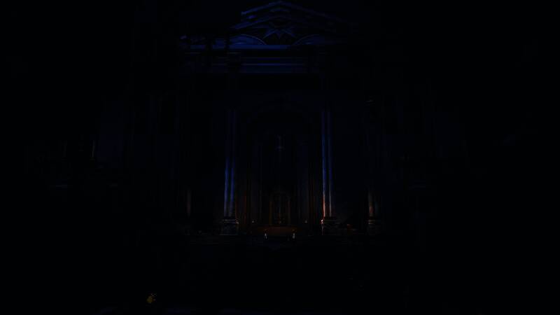 破败堡垒场景,巨剑高悬营造紧张氛围