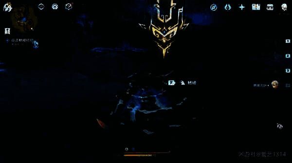 水位下降后露出古老铭印,周围石壁刻有远古文字