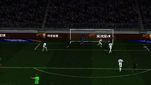 菲戈无球跑动至底线,接队友直塞后不停球直接传中,助攻队友头球破门