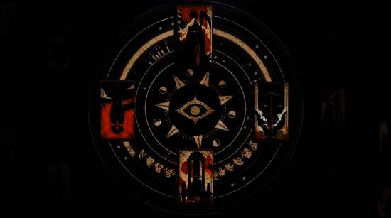 神秘女占卜师在昏暗房间中展开塔罗牌,桌上布满印有眼睛符号的卡牌,空中悬浮着死神、正义等大阿卡那牌