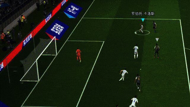 卡西利亚斯出击扑救动画,飞身挡出单刀球,动作流畅且充满爆发力