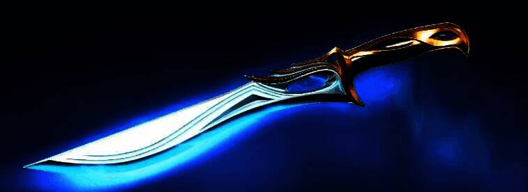 灼骨锤与战斧对比图,分别展示两种重型近战武器的外观设计与质感细节