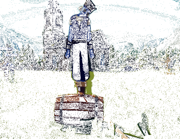 一名士兵被投矛击中前突然弯腰,矛从头顶飞过,动作夸张搞笑