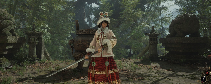 《明末：渊虚之羽》游戏内角色立绘与装备幻化界面特写，左侧为古风侠客建模，右侧悬浮展示多套可切换的铠甲/布衣外观选项